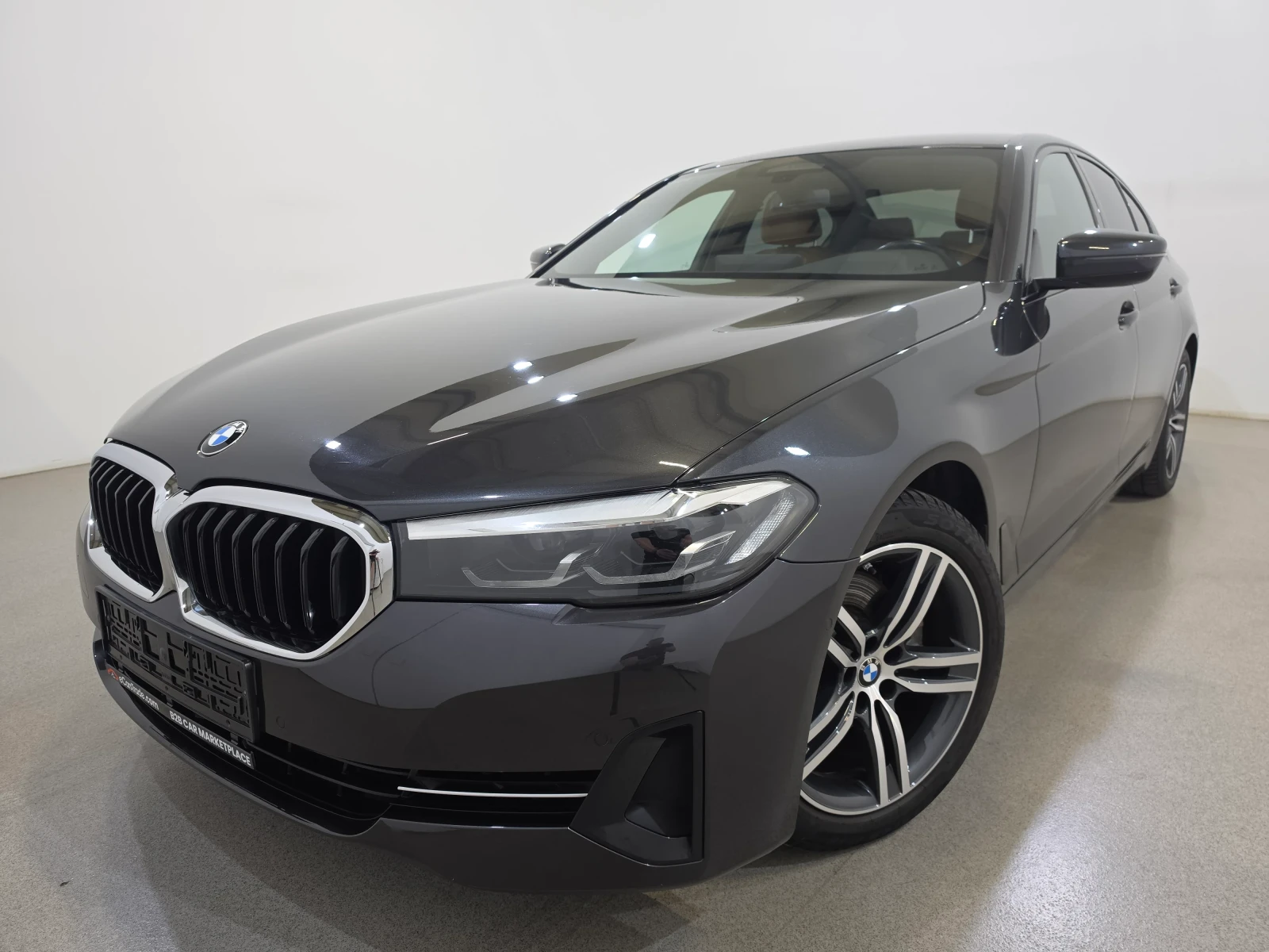 BMW 520 LED-Xenon LC-Pro ACC Navi-Pro Sport-Leather 