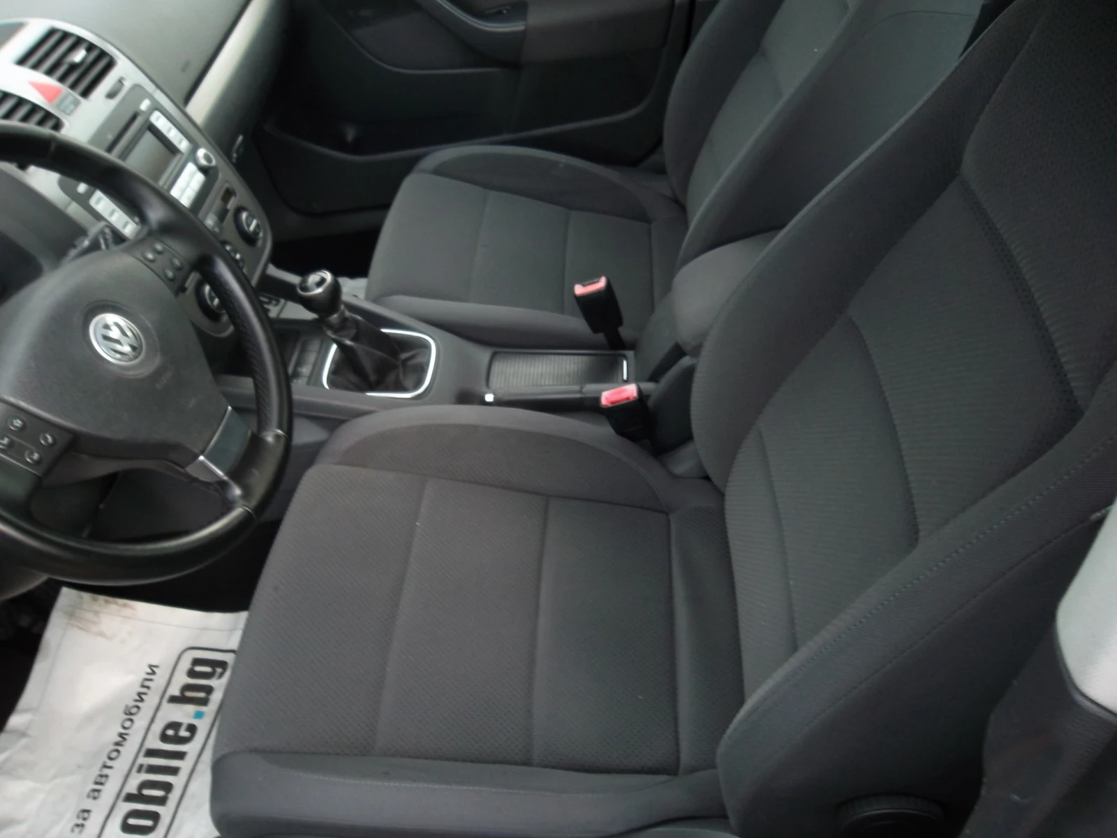 VW Golf 1.9TDI-105, снимка 8 - Автомобили и джипове - 55772370