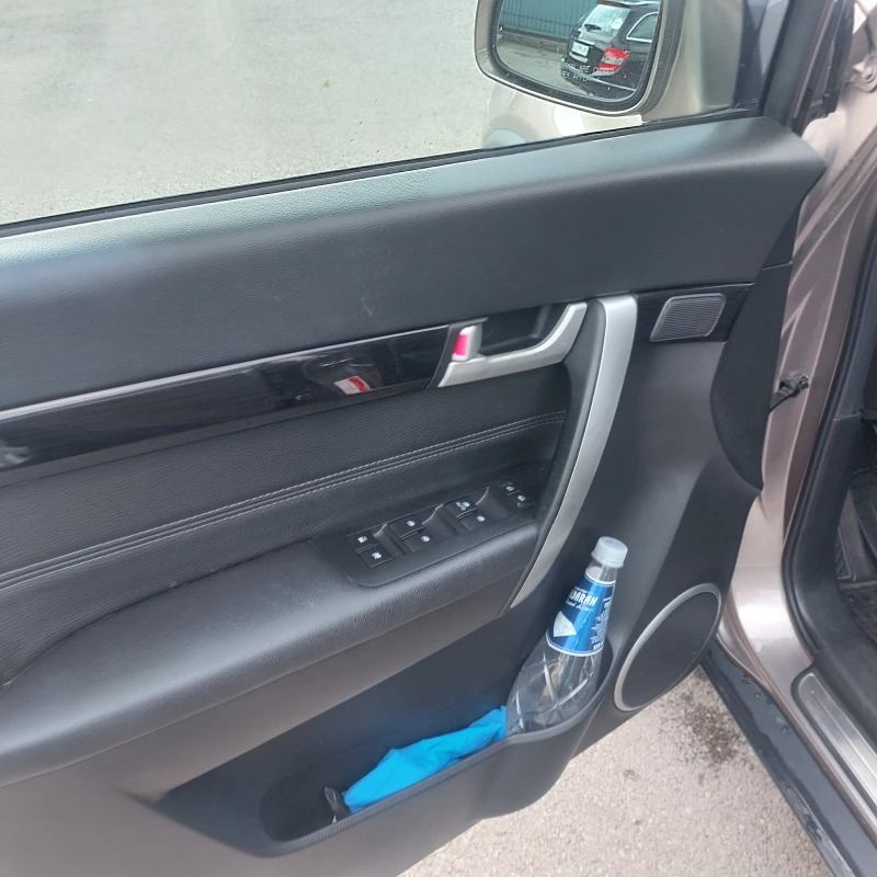 Chevrolet Captiva, снимка 10 - Автомобили и джипове - 51559498