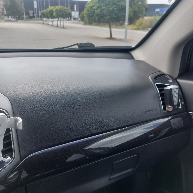 Chevrolet Captiva, снимка 11 - Автомобили и джипове - 51559498