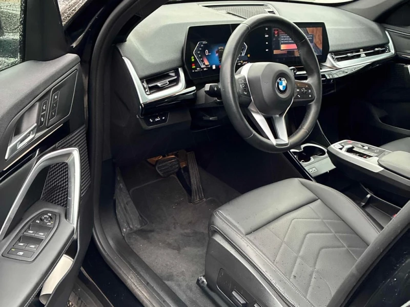 BMW X1 2025 xDrive28i * CARFAX * БЕЗ ПЪРВОНАЧАЛНА ВНОСКА, снимка 7 - Автомобили и джипове - 52803356