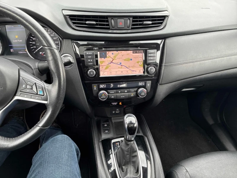 Nissan Rogue * AWD SL * CARFAX * БЕЗ ПЪРВОНАЧАЛНА ВНОСКА, снимка 8 - Автомобили и джипове - 53204840