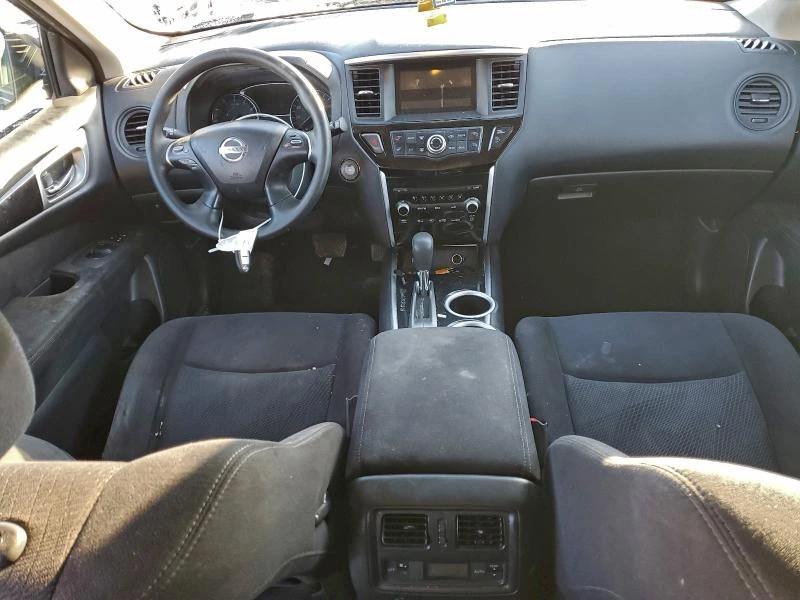 Nissan Pathfinder 3.5L 6 Front-wheel Drive, снимка 11 - Автомобили и джипове - 53220953