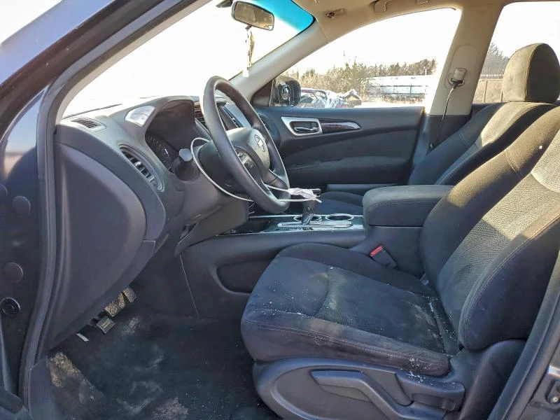 Nissan Pathfinder 3.5L 6 Front-wheel Drive - изображение 10