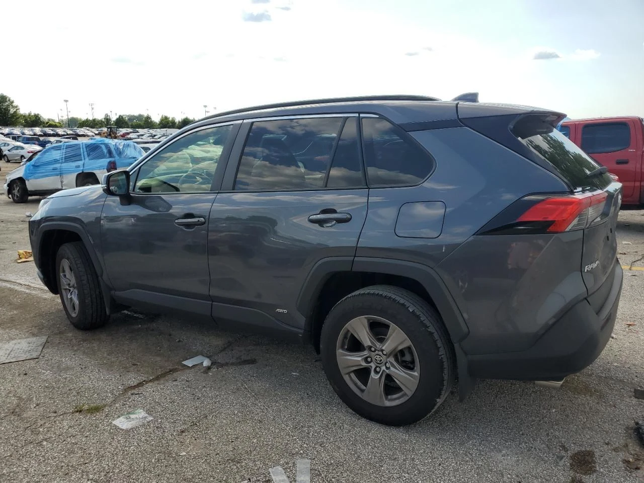 Toyota Rav4 XLE/4X4/ВИДЕО НА МОТОРА/ - изображение 6