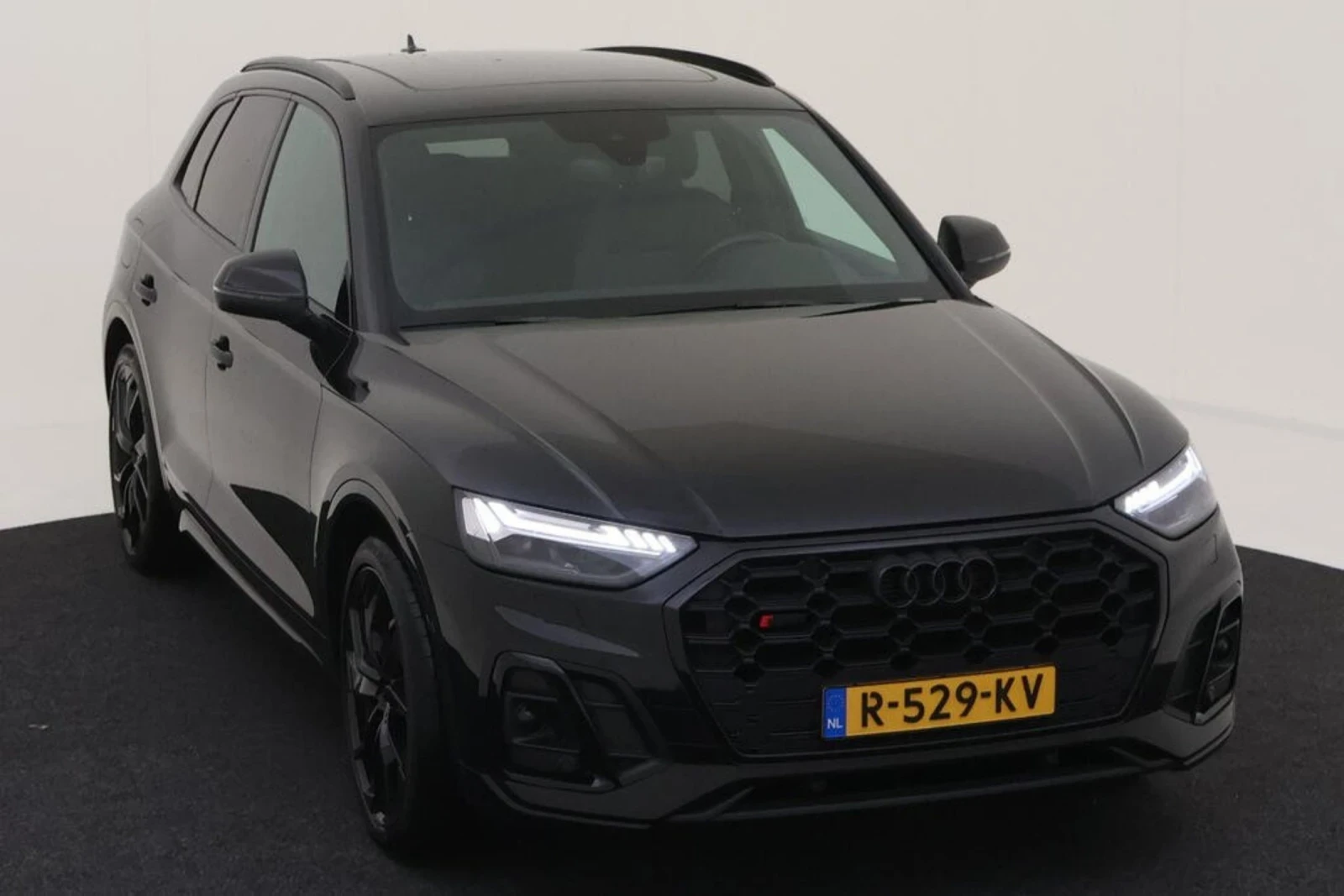 Audi SQ5 3.0 TDI Quattro 341hp - изображение 3