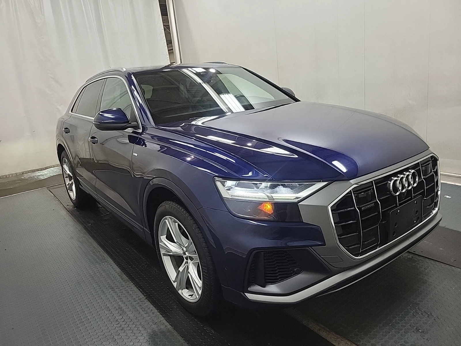 Audi Q8 PROGRESSIV * * CARFAX * * АВТО КРЕДИТ * *  - изображение 2