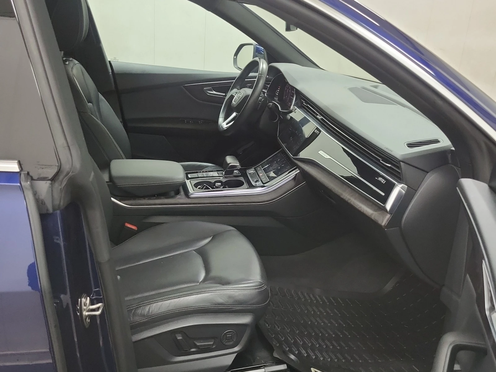 Audi Q8 PROGRESSIV * * CARFAX * * АВТО КРЕДИТ * *  - изображение 9