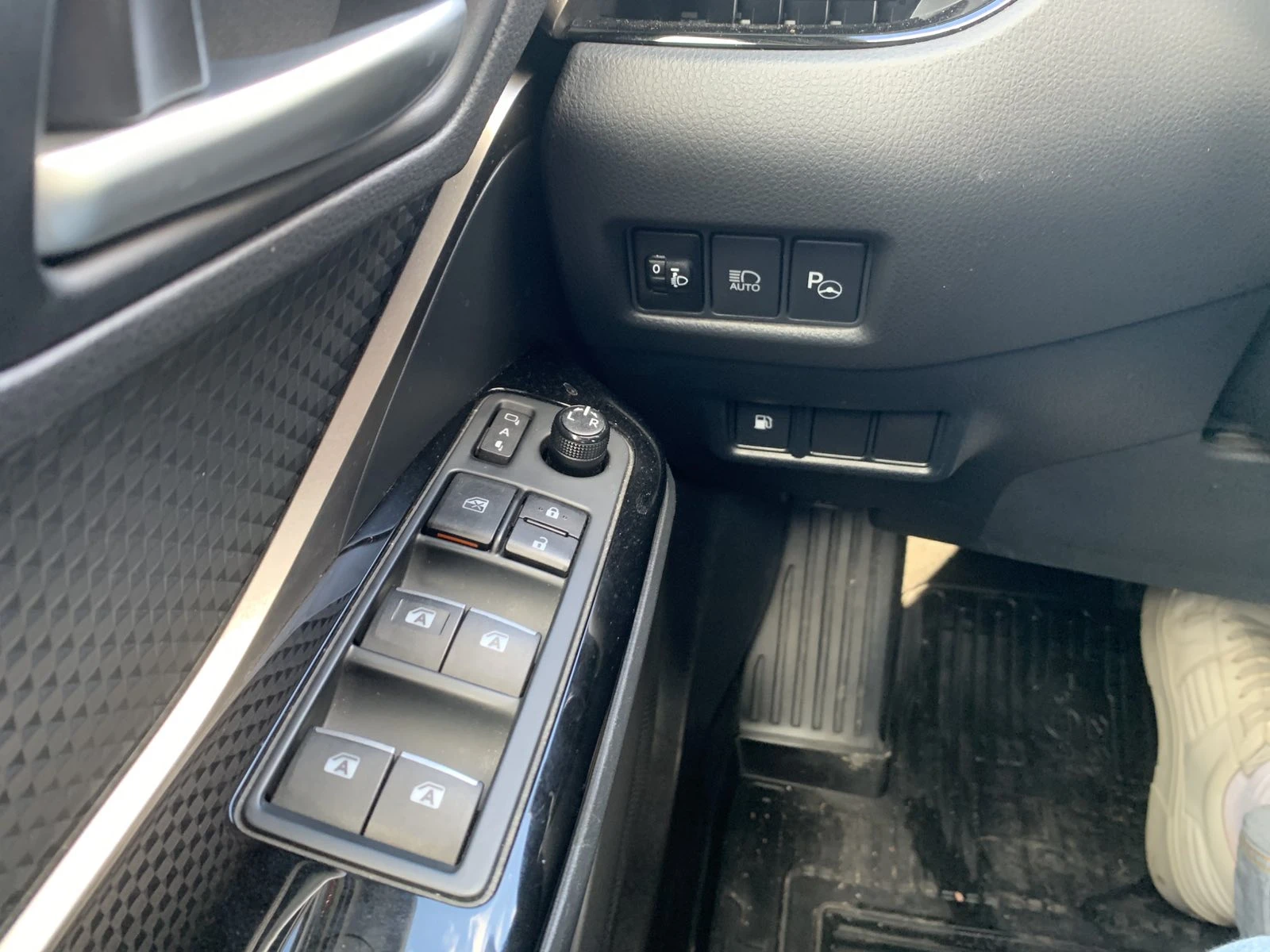 Toyota C-HR | Mobile.bg � ����������� 13