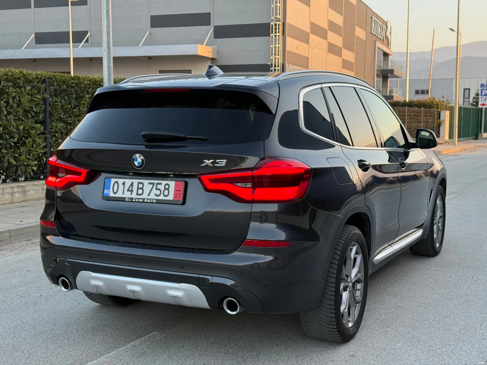 BMW X3 2.0D xDrive/X-LINE/DIGITAL/LASER/ПЪЛНА ИСТОРИЯ!!!! - изображение 3