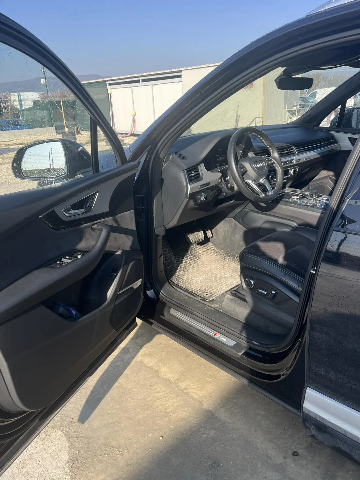 Audi Q7 3.0 TDI 272 S-LINE 7 МЕСТНА, снимка 9 - Автомобили и джипове - 53828539