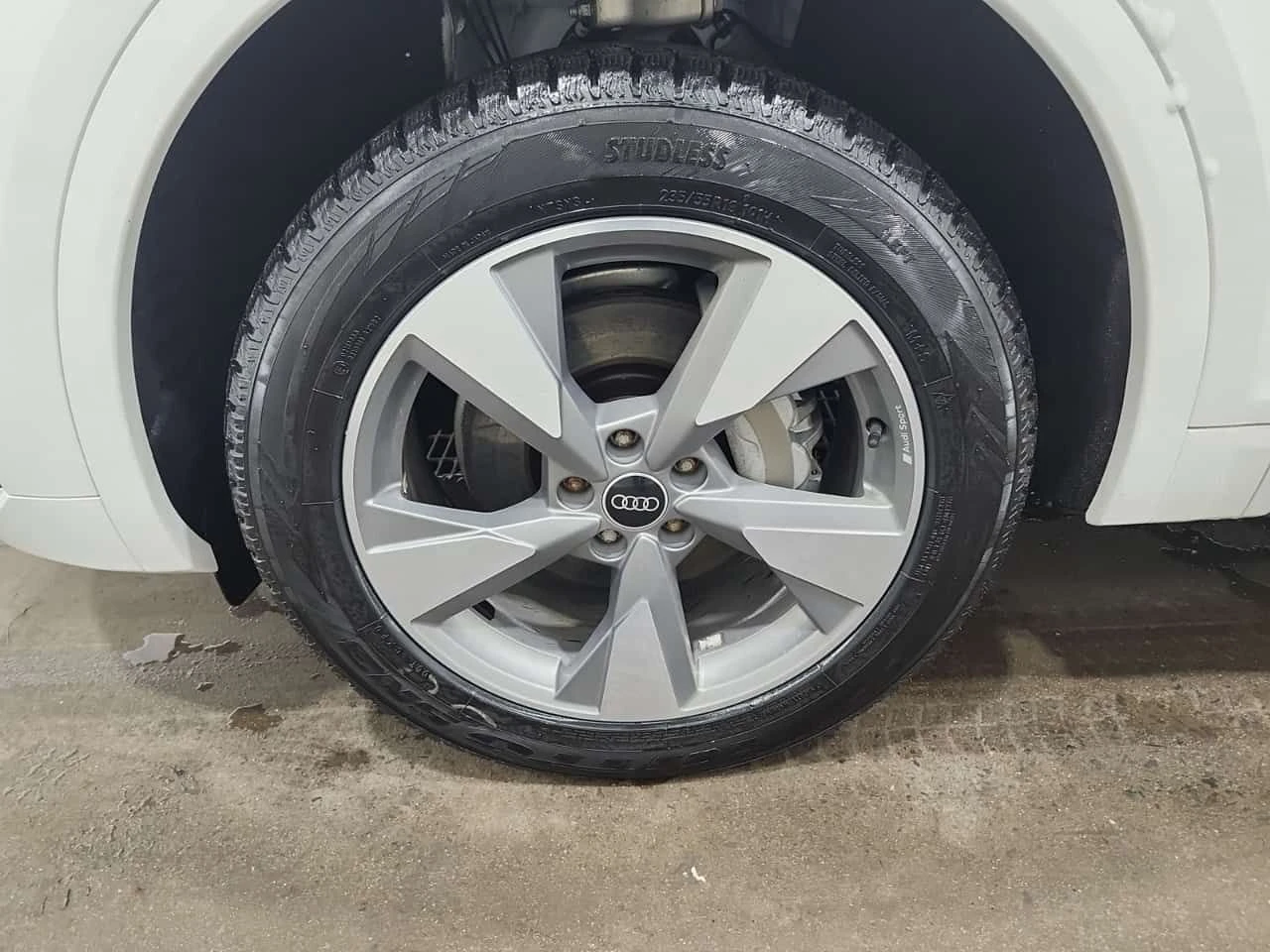 Audi Q5 * KOMFORT * ДИСТРОНИК* ПОДГРЕВ* КАМЕРА* , снимка 7 - Автомобили и джипове - 54053348