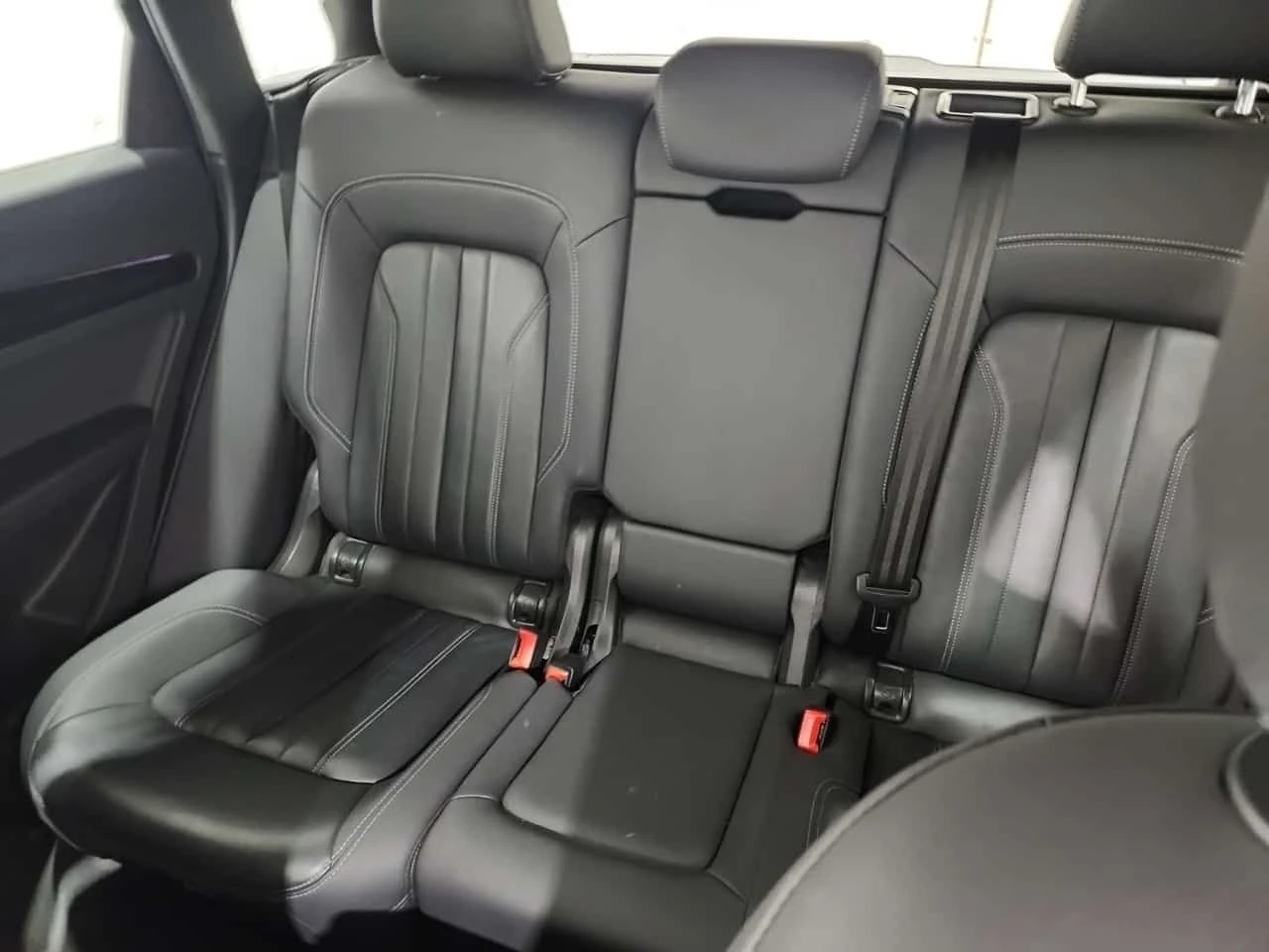 Audi Q5 * KOMFORT * ДИСТРОНИК* ПОДГРЕВ* КАМЕРА* , снимка 13 - Автомобили и джипове - 54053348