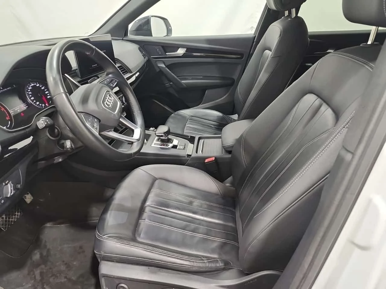 Audi Q5 * KOMFORT * ДИСТРОНИК* ПОДГРЕВ* КАМЕРА* , снимка 8 - Автомобили и джипове - 54053348