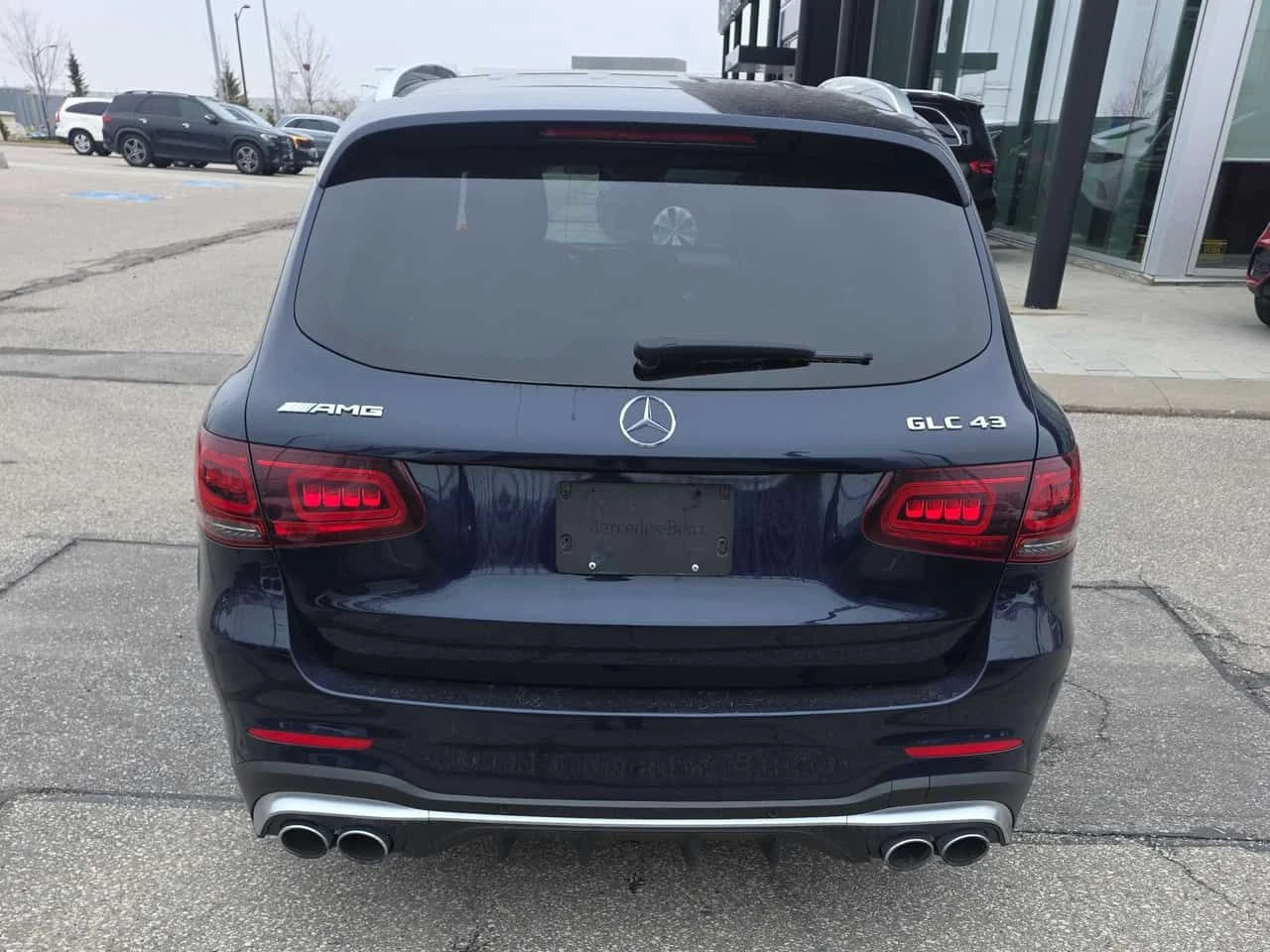 Mercedes-Benz GLC 43 AMG * ПРЕДСТАВИТЕЛСТВО * 360 * BURMESTER * ПОДГРЕВ, снимка 4 - Автомобили и джипове - 54084407