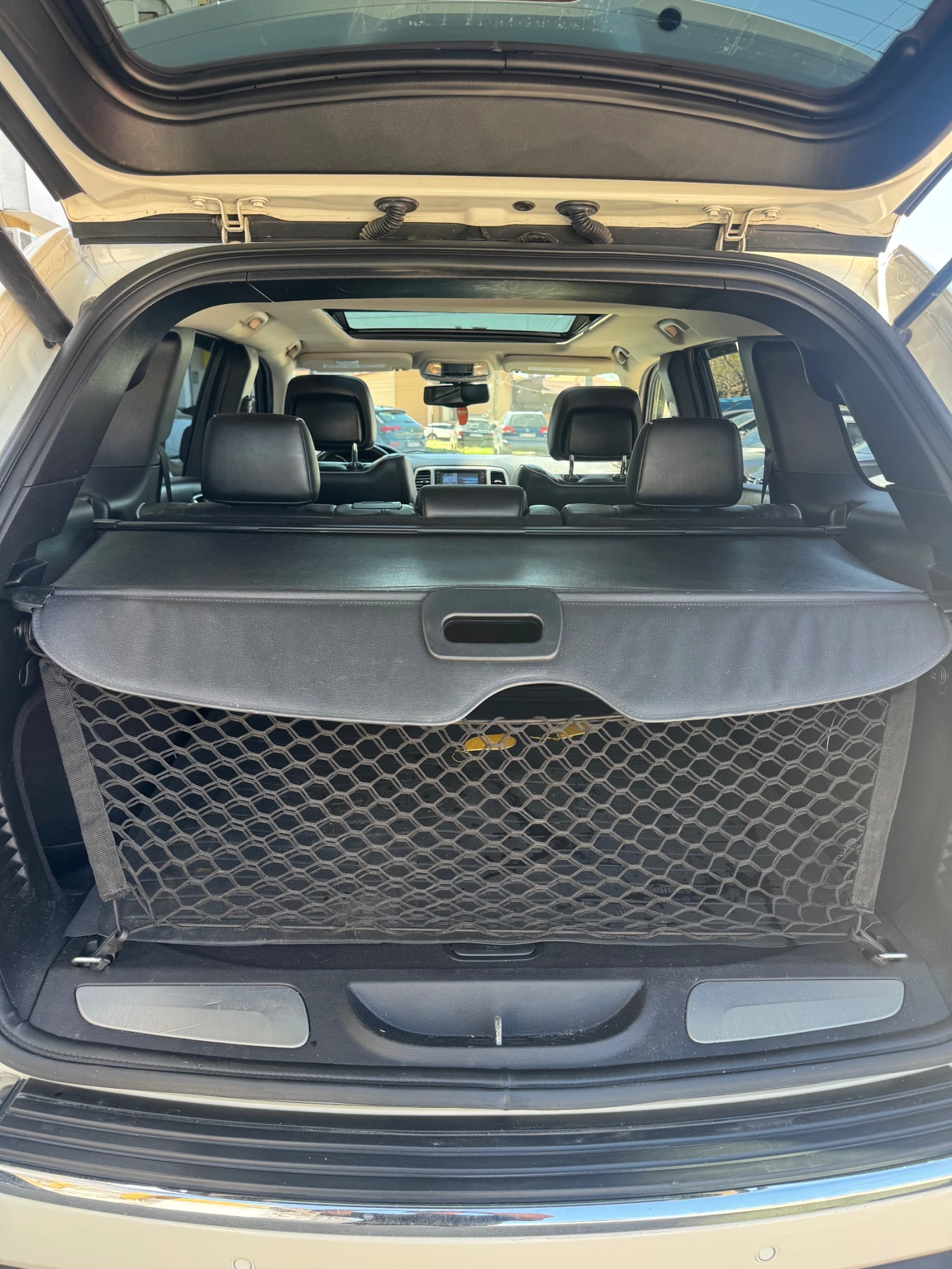 Jeep Grand cherokee GRAND CHEROKEE, снимка 7 - Автомобили и джипове - 54318612