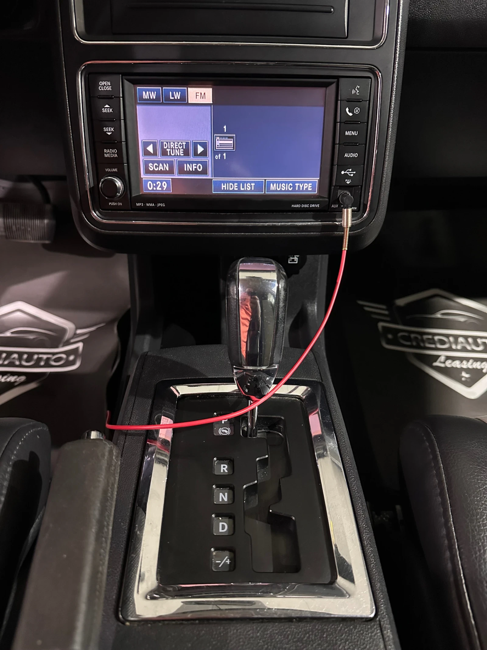 Dodge Journey AUTO^NAVI, снимка 10 - Автомобили и джипове - 55329720