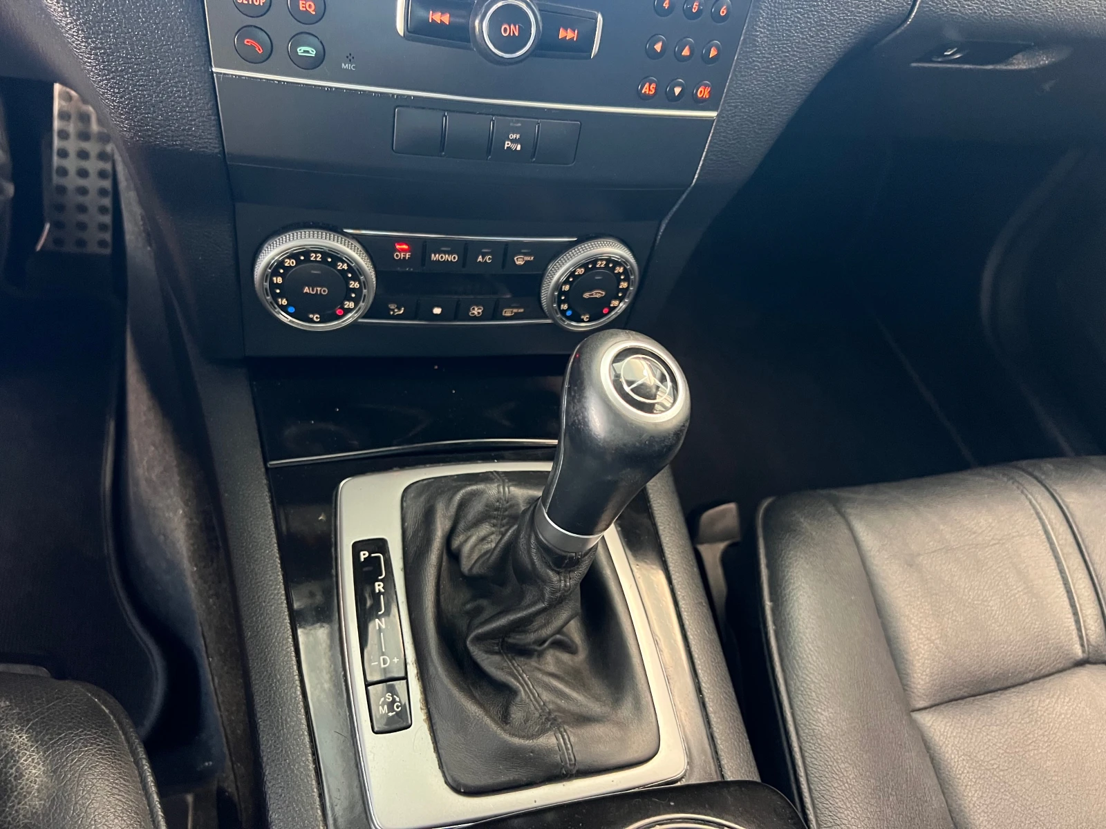 Mercedes-Benz GLK Германия перфект, снимка 12 - Автомобили и джипове - 55947852