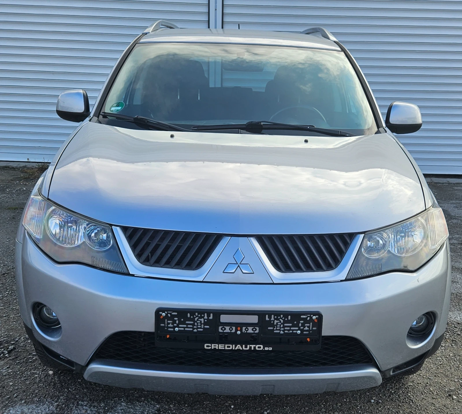 Mitsubishi Outlander 2.4i, снимка 2 - Автомобили и джипове - 56528312
