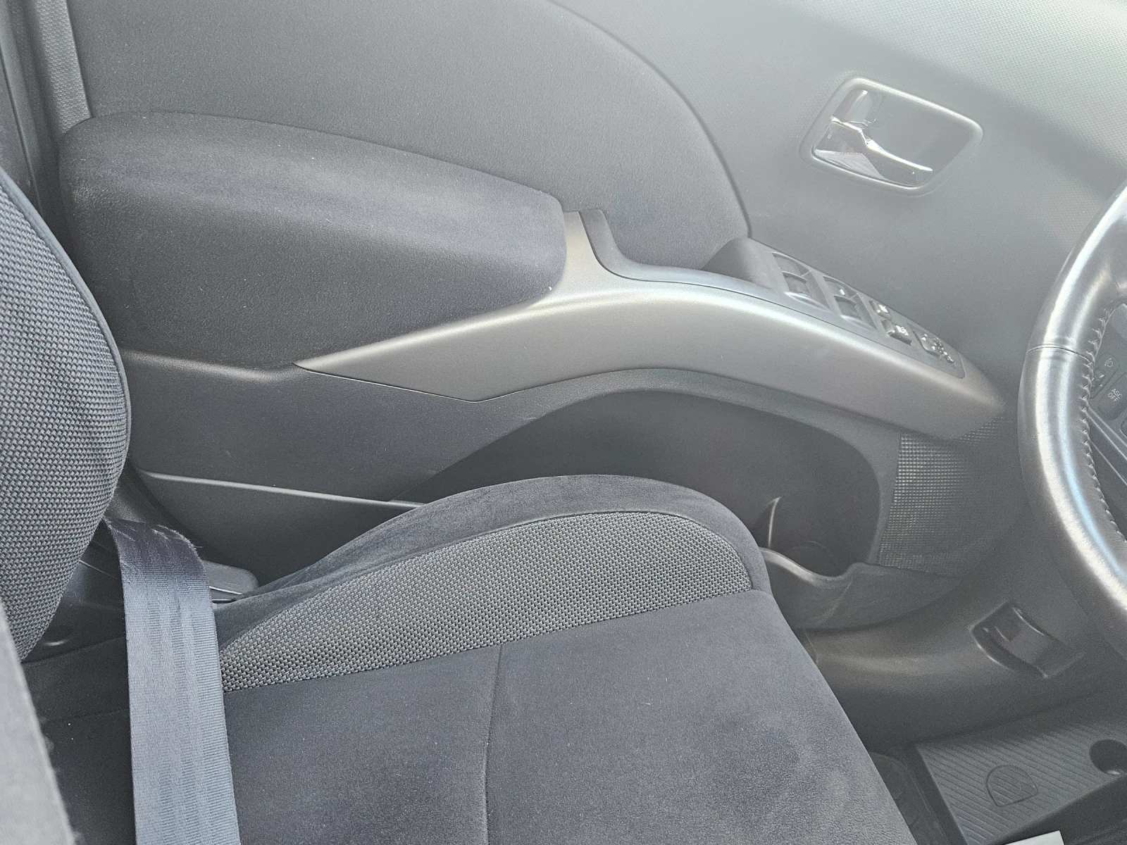 Mitsubishi Outlander 2.4i, снимка 10 - Автомобили и джипове - 56528312