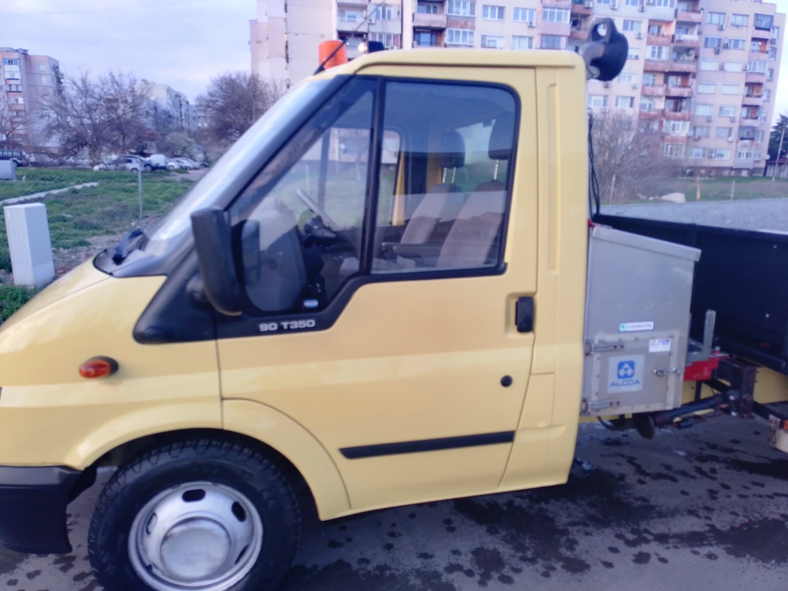 Ford Transit 2.4 90 к.с , снимка 10 - Бусове и автобуси - 54797663