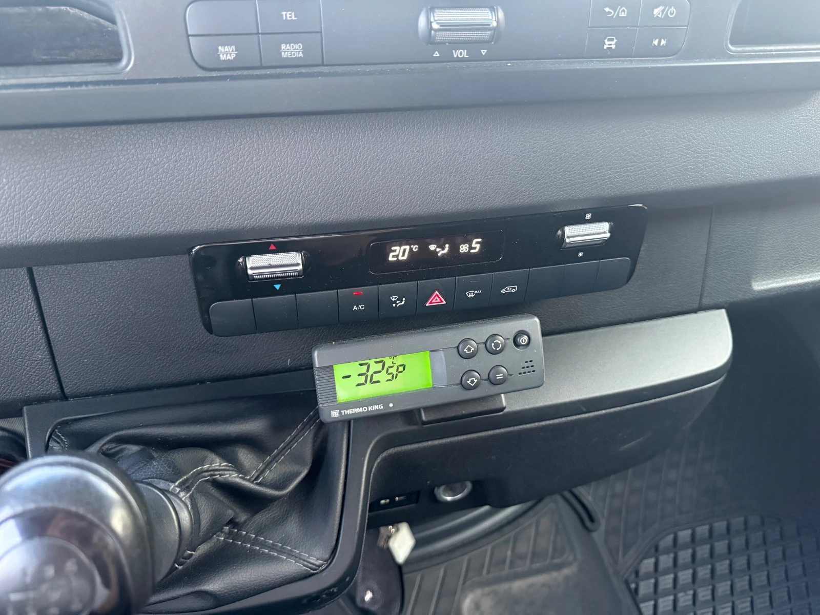 Mercedes-Benz Sprinter 316 Хладилен, EURO6, V-500MAX, FULL , снимка 13 - Бусове и автобуси - 55537174