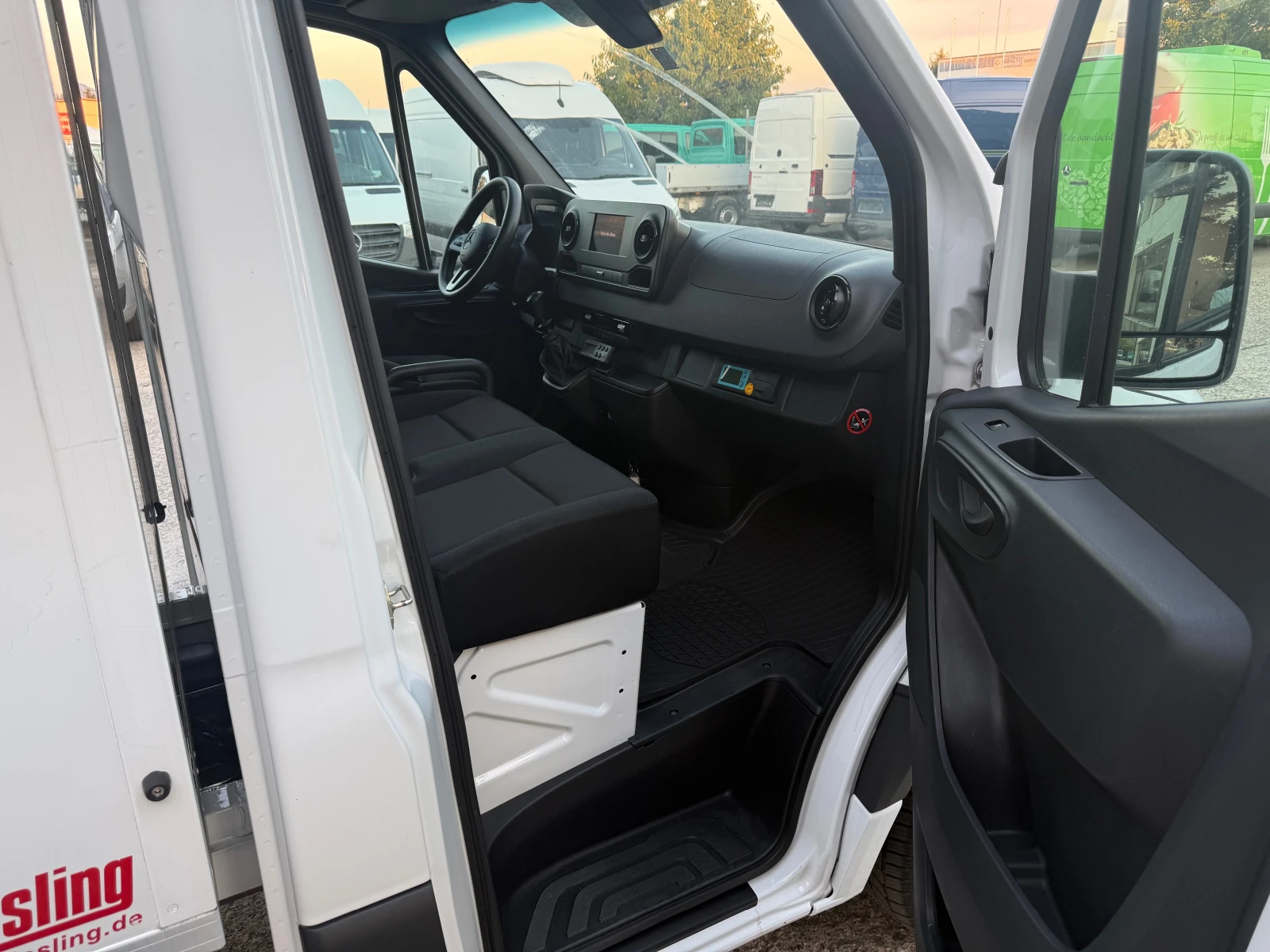 Mercedes-Benz Sprinter 316 Хладилен, EURO6, V-500MAX, FULL , снимка 9 - Бусове и автобуси - 55537174