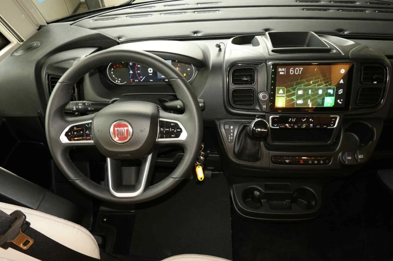 Кемпер Rapido i96 180к.с. ALDE AL-KO Aвтоматик Distinction, снимка 9 - Каравани и кемпери - 52138487