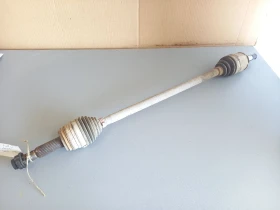 Полуоска задна лява Тойота Рав4 2.2д (н)