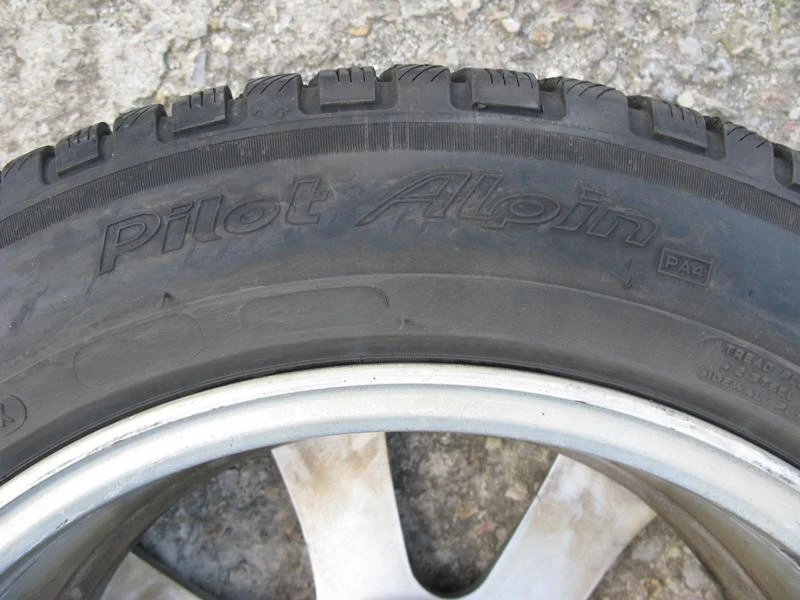 Гуми с джанти Michelin 235/55R17, снимка 6 - Гуми и джанти - 31213313