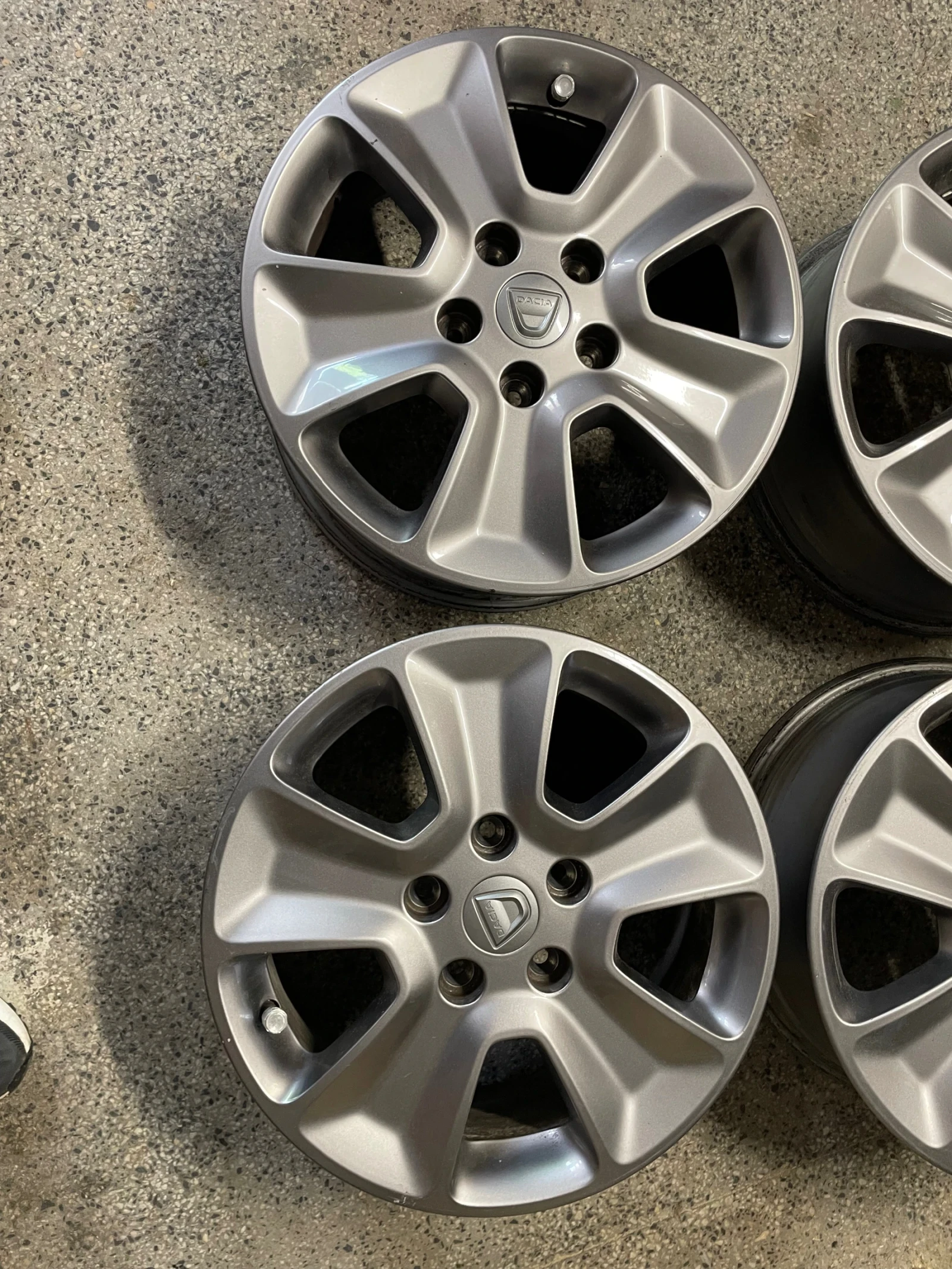 ������ �� Dacia | Mobile.bg � ����������� 2