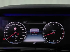 Mercedes-Benz E 400 4Matic Exclusive, снимка 8