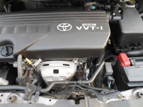 Toyota Auris 1, 4, снимка 17