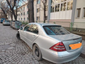 Mercedes-Benz C 270 Авангард, снимка 3