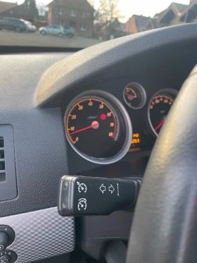 Opel Astra 1.8 Benzin 125 коня, снимка 9