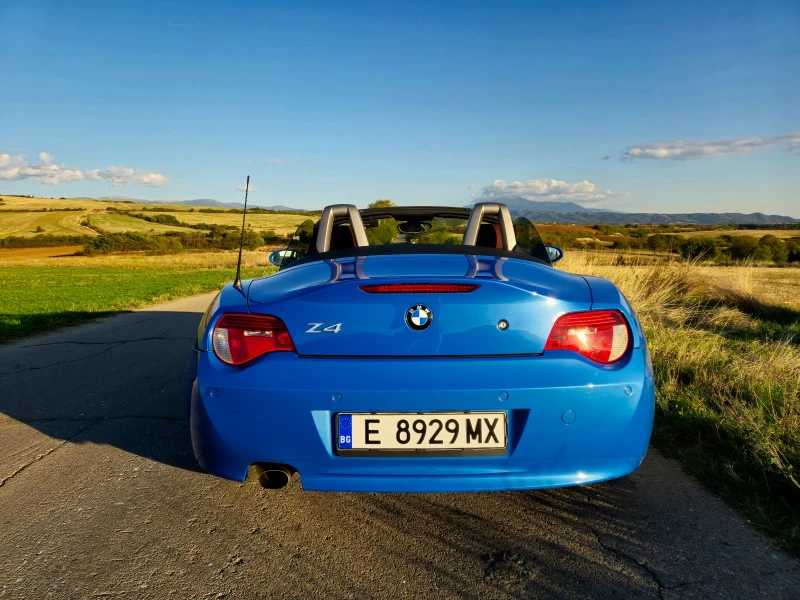 BMW Z4 Е85, снимка 4 - Автомобили и джипове - 47368793