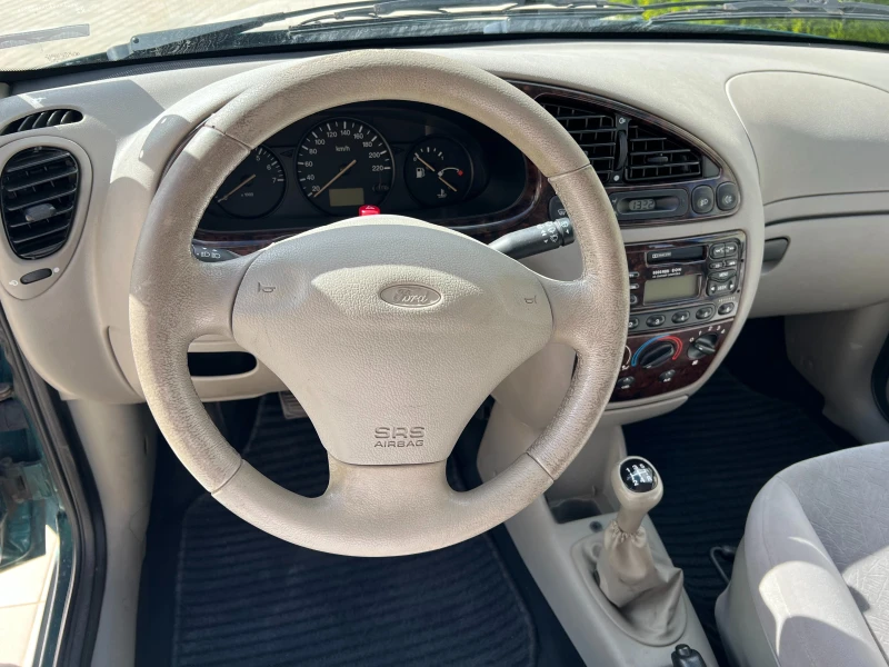 Ford Fiesta, снимка 11 - Автомобили и джипове - 47509322