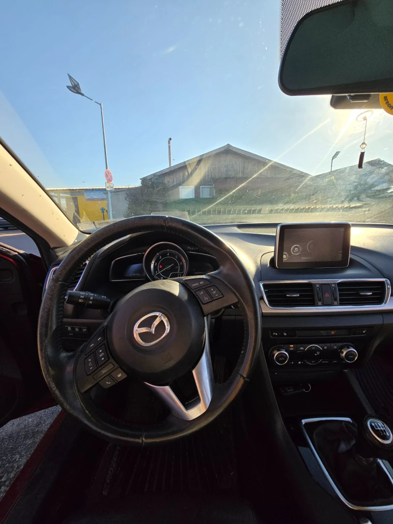 Mazda 3 2.2 SkyActiv 150hp, снимка 12 - Автомобили и джипове - 47577803