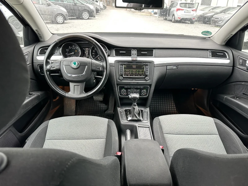 Skoda Superb 3.6 i 4x4, снимка 15 - Автомобили и джипове - 48194911