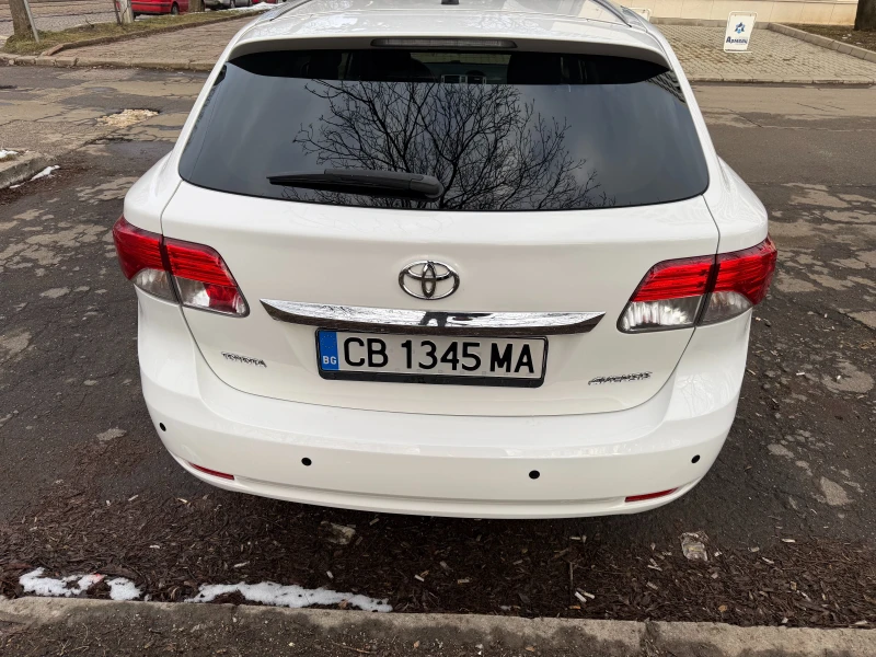 Toyota Avensis, снимка 4 - Автомобили и джипове - 48482087