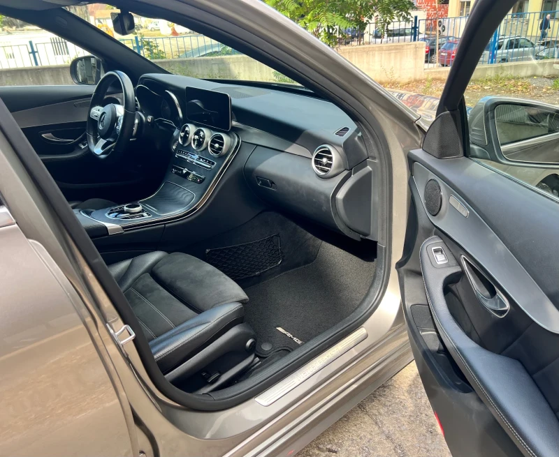 Mercedes-Benz C 220 AMG Line 9G - Tronic, снимка 12 - Автомобили и джипове - 52586377