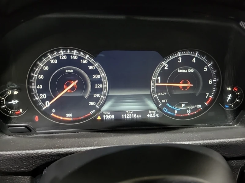 BMW 330 * АВТО КРЕДИТ* ЦЕНА ДО БГ * Сервизна история * , снимка 10 - Автомобили и джипове - 52851109