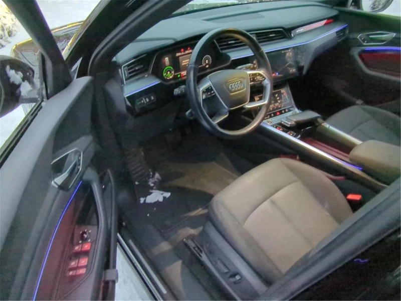 Audi E-Tron E-Tron 50 Business, снимка 5 - Автомобили и джипове - 53436868