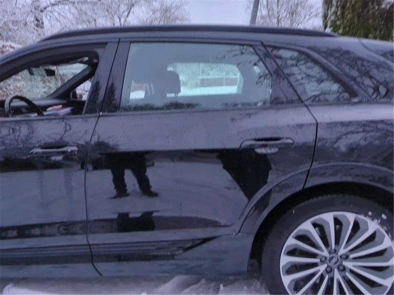 Audi E-Tron E-Tron 50 Business, снимка 14 - Автомобили и джипове - 53436868