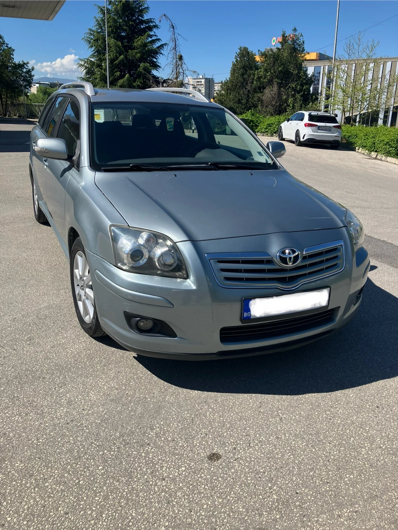 Toyota Avensis D4D 2.0 126 к.с., снимка 1