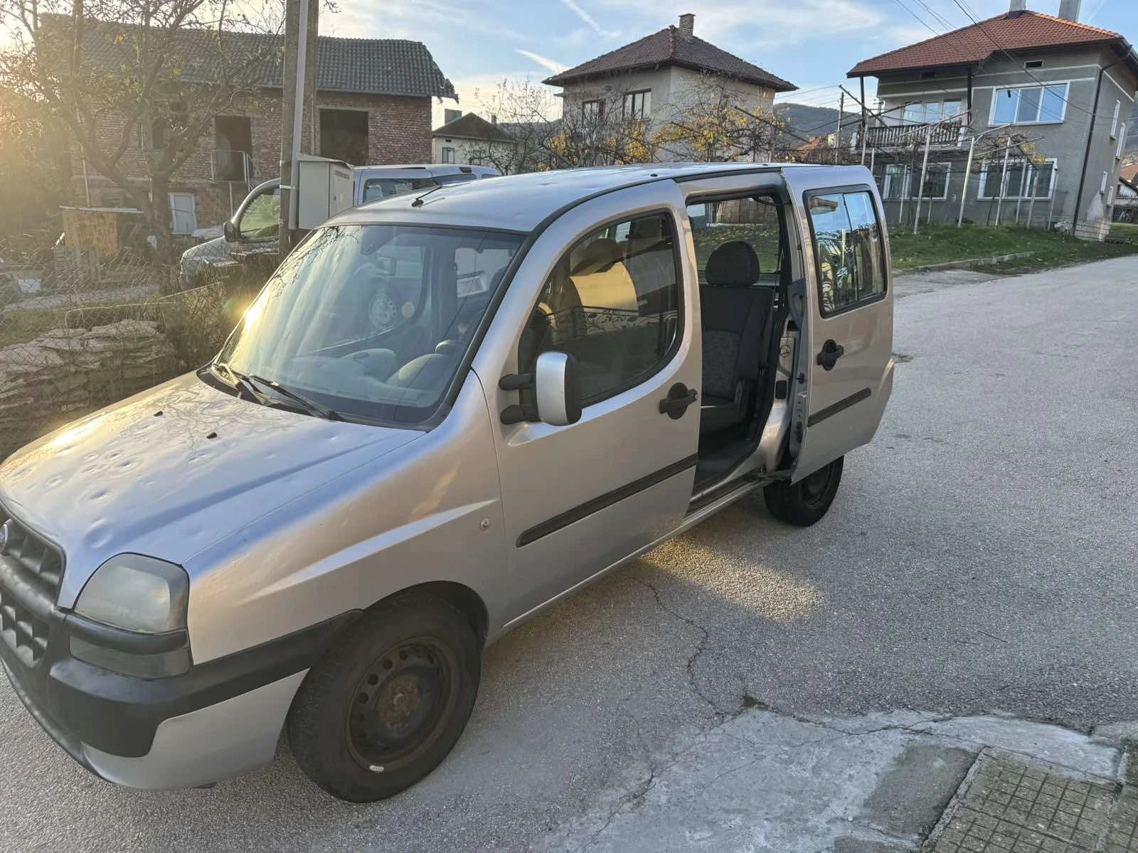 Fiat Doblo 1.9 JTD 105 к.с, снимка 1