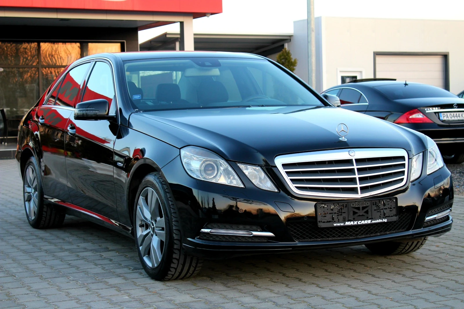 Mercedes-Benz E 200 CDI 7G TRONIC - изображение 2