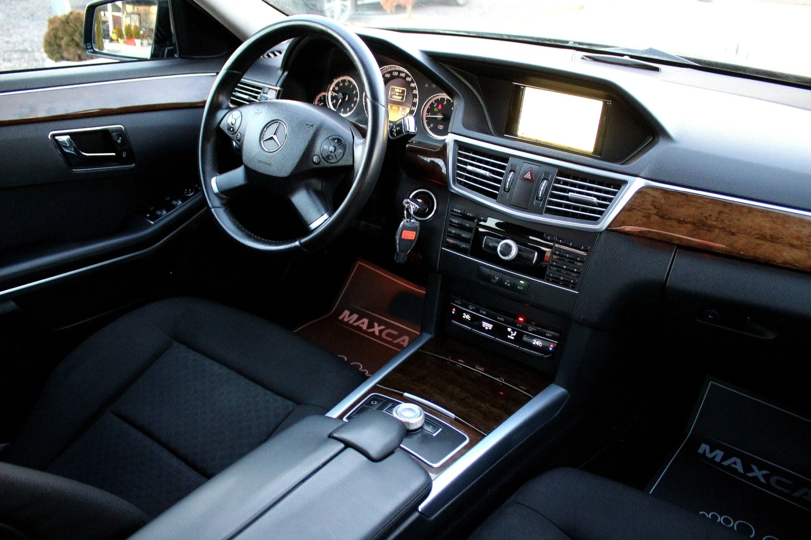 Mercedes-Benz E 220 CDI 7G TRONIC | Mobile.bg — изображение 14