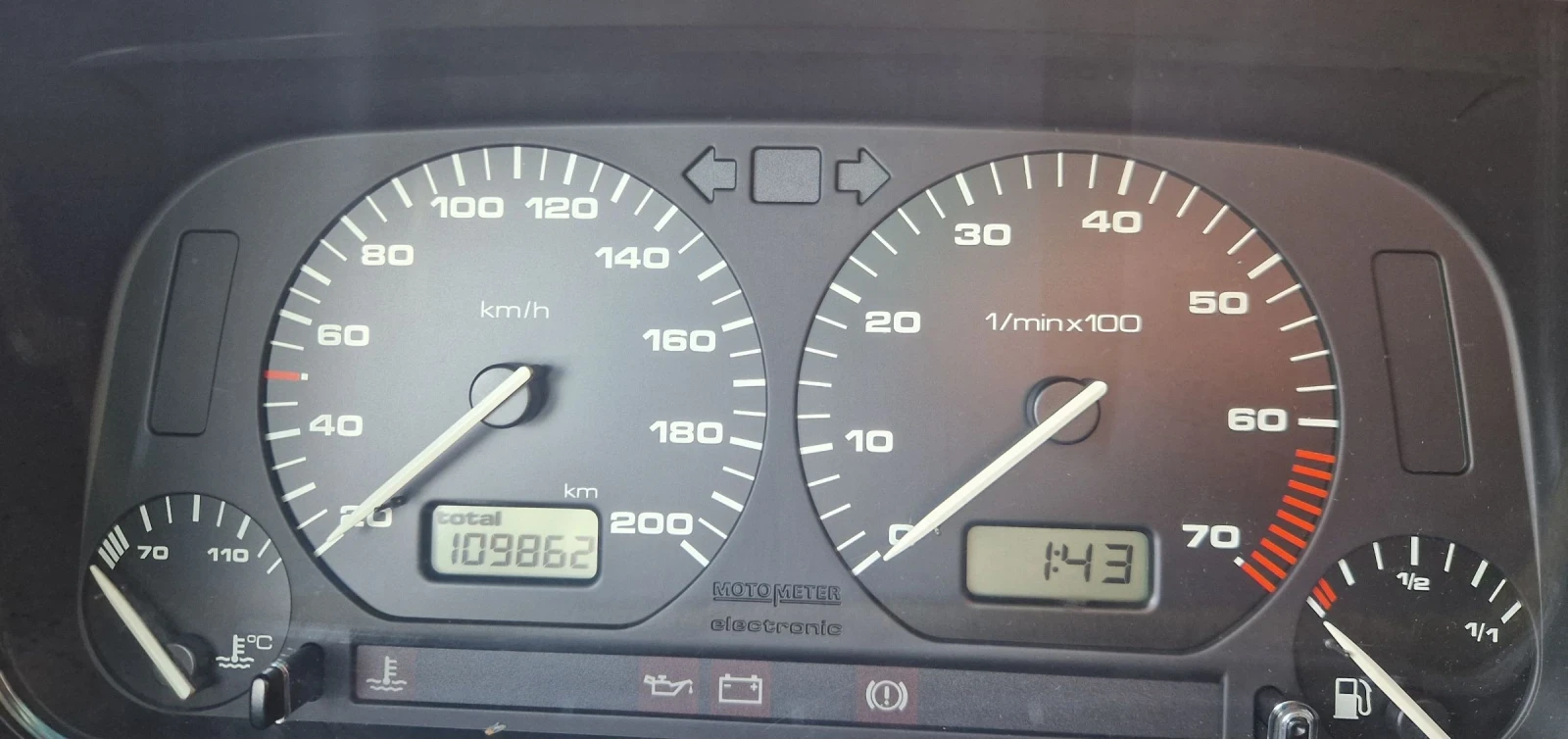 VW Golf 1.8 - изображение 8