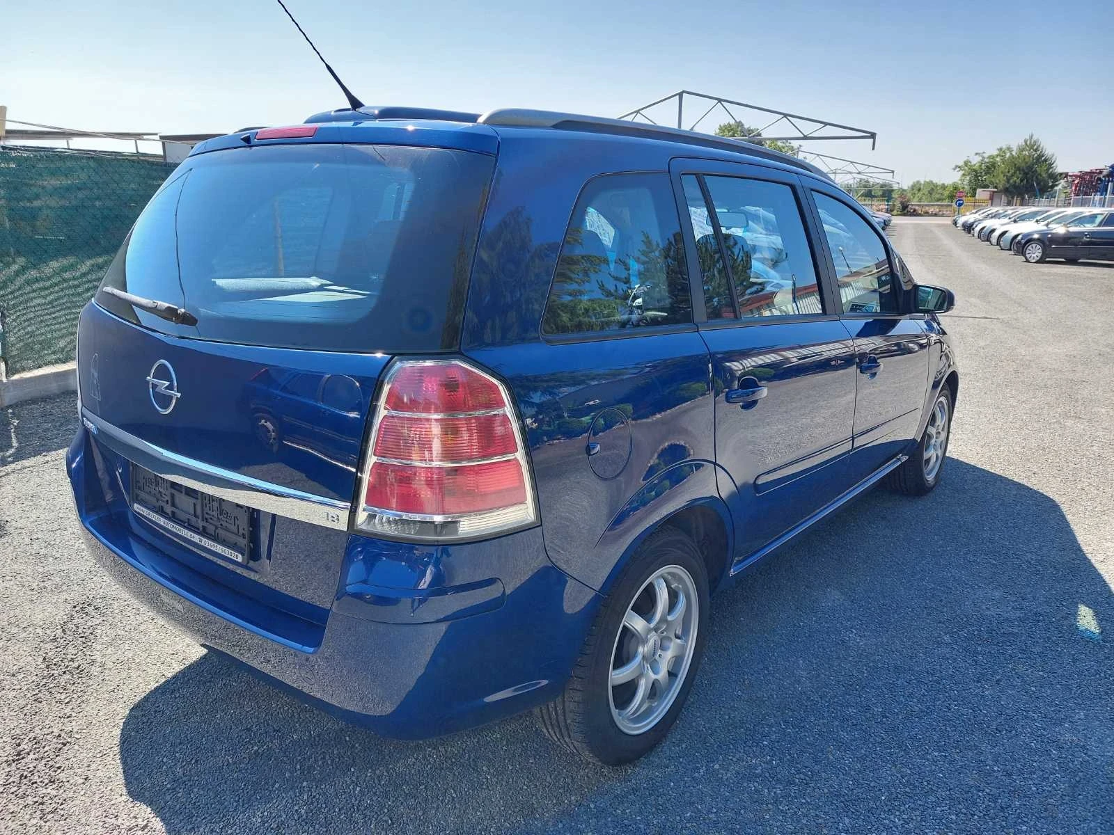 Opel Zafira 1.8i, 7места - изображение 7
